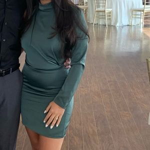 LAVISH ALICE MINI ONE SHOULDER EMERALD DRESS